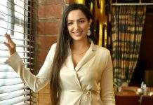 Pop Singer Lekka Promotes Her latest Track Kaabil-E-Tareef in Delhi