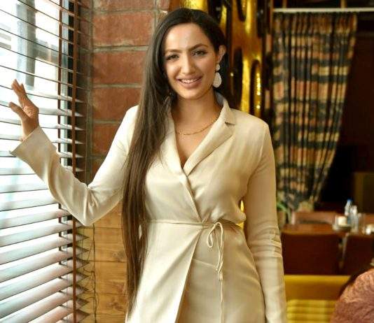 Pop Singer Lekka Promotes Her latest Track Kaabil-E-Tareef in Delhi