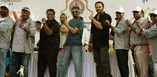 Suniel Shetty,Rohit Shetty and Ganesh Acharya felicitated 10 senior choreographers at the finals of Cricket League