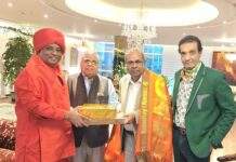 Dr Guru ji kumaran swami blessed Hinduja Brothers the business tycoons