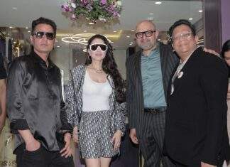 Ameesha Patel inaugurated the first flagship store of Vanior Jewels in Mumbai