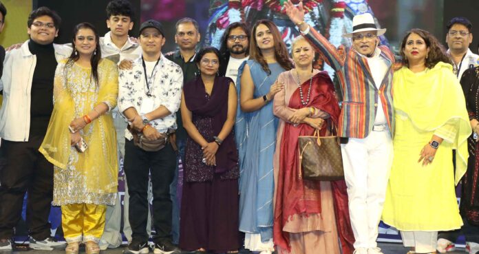Neham Kumar,Ekta Jain,Supriya,Kumarr,Riddhi Kumar,Seema kapoor,Annu kapoor with wife 1