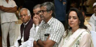 Hema Malini, Jackie Shroff & others Paid Tribute to Actor-Producer-Director Dheeraj Kumar
